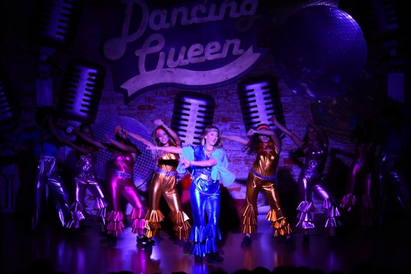 Dancing Queen un hommage a Abba by Kazadoo